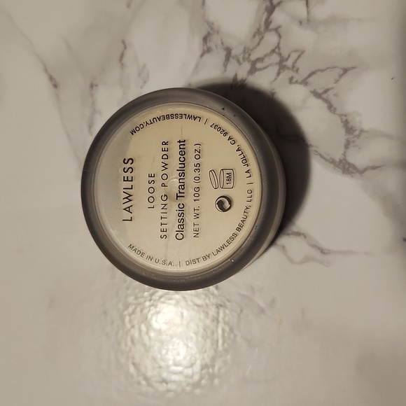 Lawless seal the deal loose powder (travel size) - Picture 2 of 2